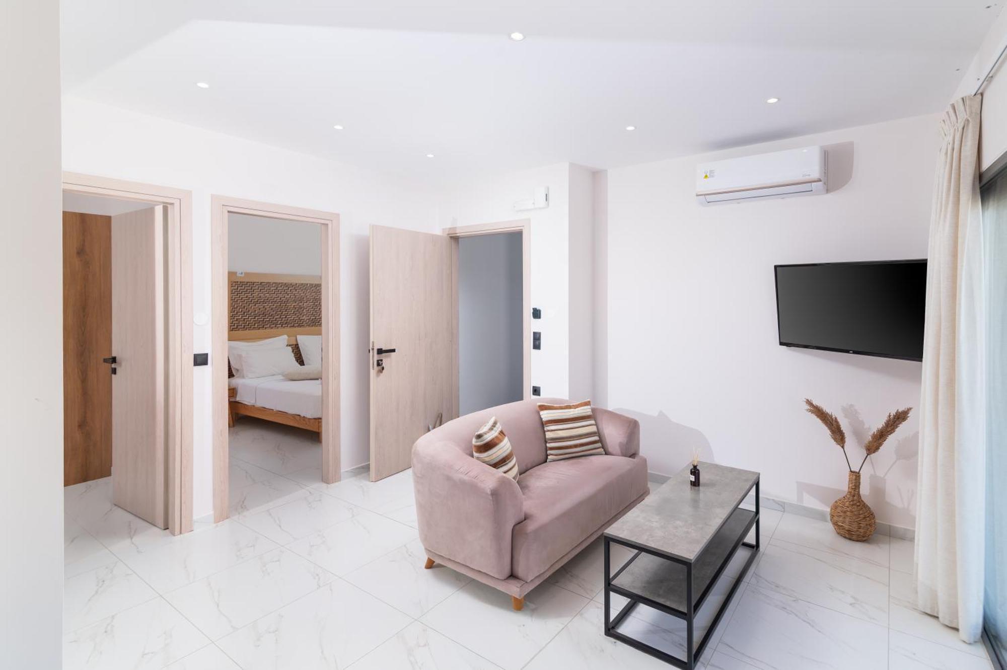 Patric.Ko Aparthotel Agia Galini  Bagian luar foto